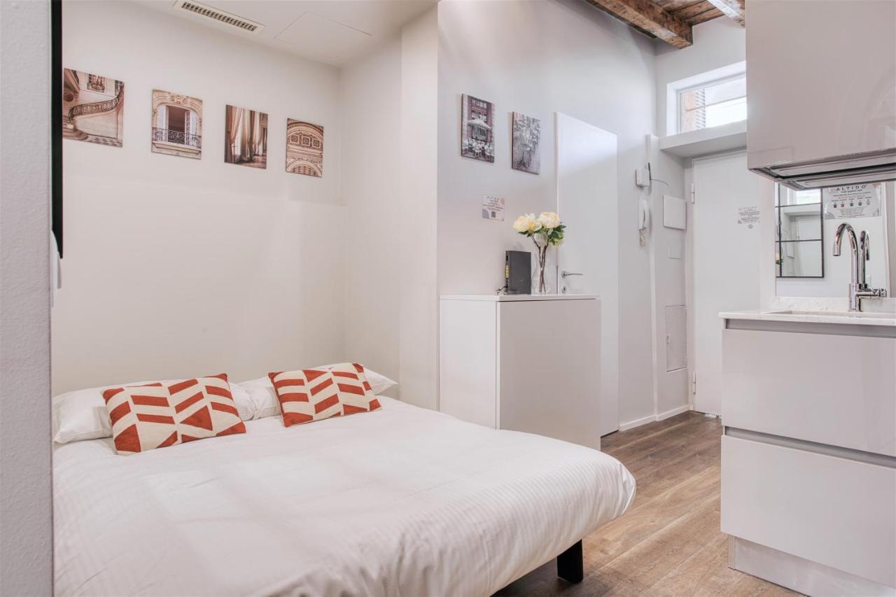 Ferienwohnung Joivy Delightful 1-Bed Flat In The Centre Of Mailand Exterior foto